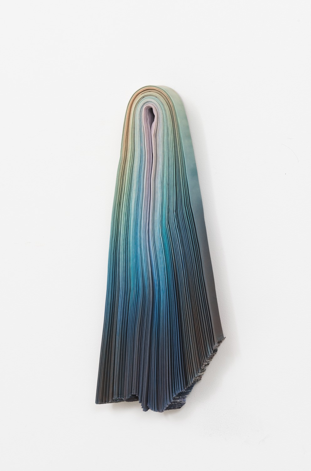 Konstnär: Charlotte Walentin, Titel: Blue 6, 2020, 80x50x10 cm, Foto: Paul Kokamägi