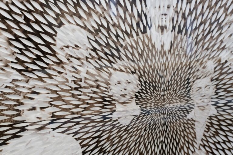 En närbild av ett mönster på en vägg