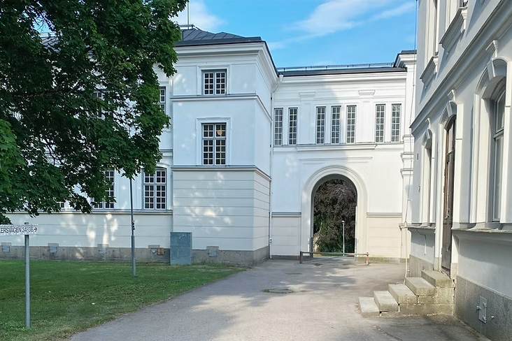 en byggnad